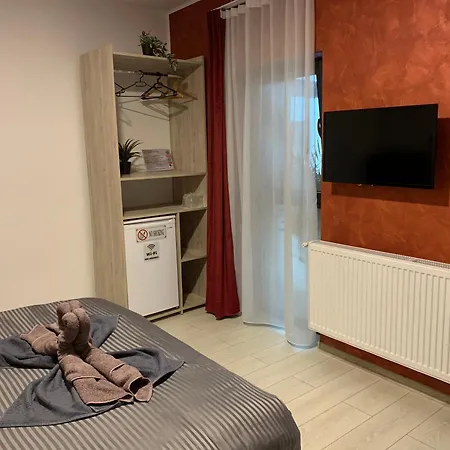 בית הארחה Neversea Boutique *