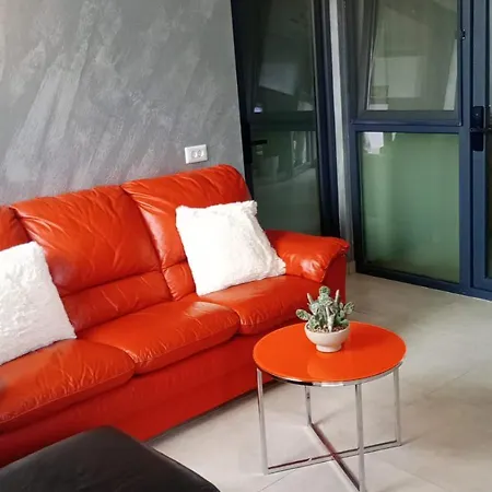 Paravanhouse